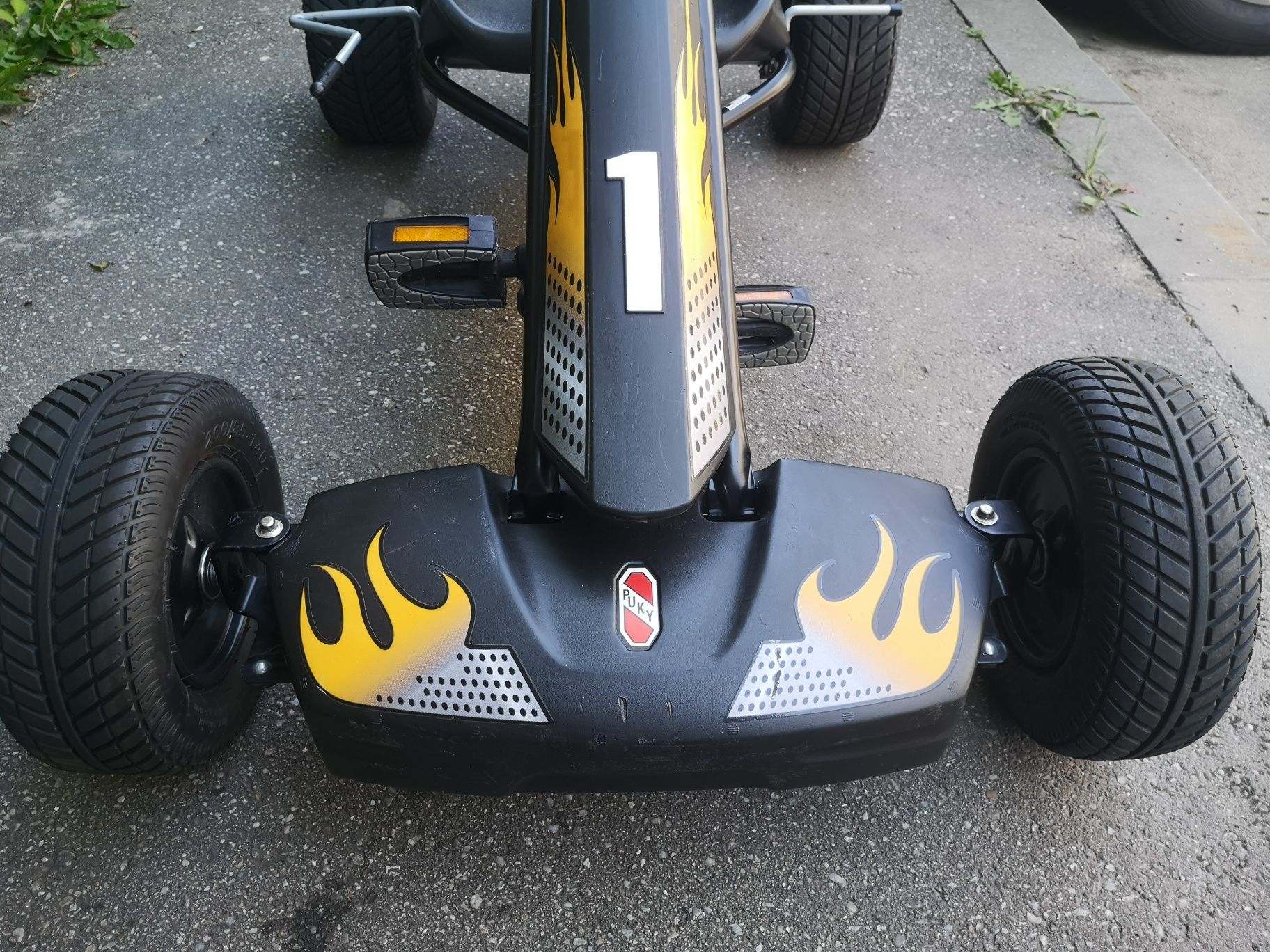 Kart/Cart cu pedale PUKY F1 pentru copii de la 6 la 12 ani, negru