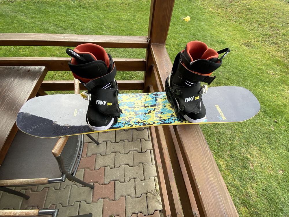 Vand echipament complet pentru Snowboard Wedze