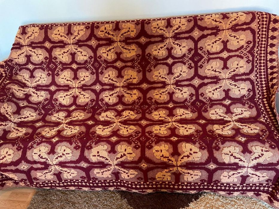 Covoare tradiționale și cuverturi