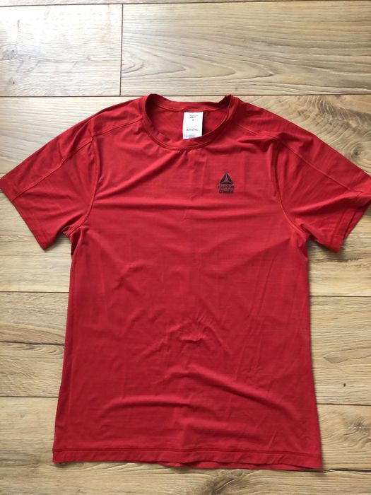 REEBOK-tricou in stare impecabila pentru barbati