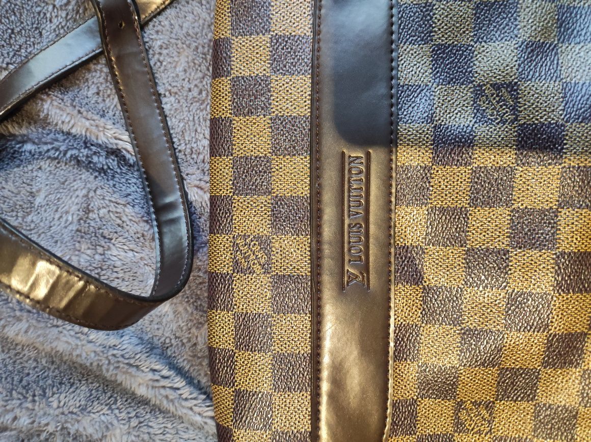 Чантa Louis Vuitton