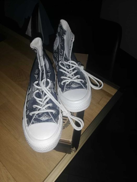 Детски маратонки Nike и Converse нови