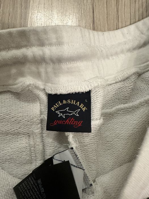 Vand pantaloni Paul Shark