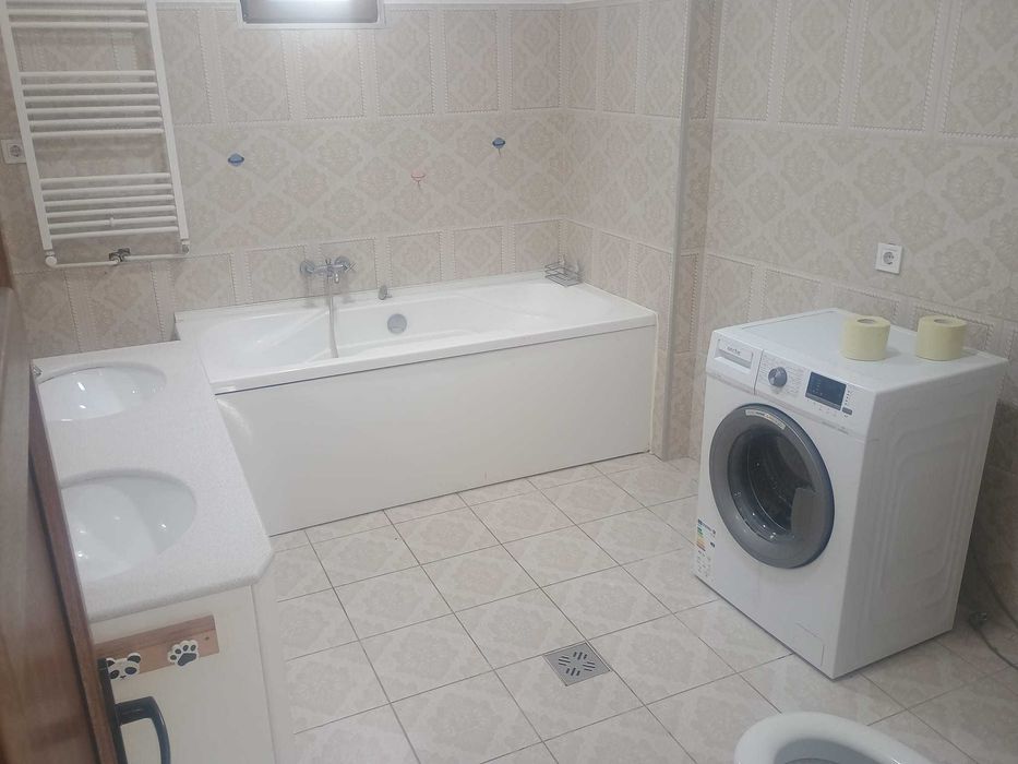 Casă de închiriat 160 m2 str Lunga Brasov - singur in curte