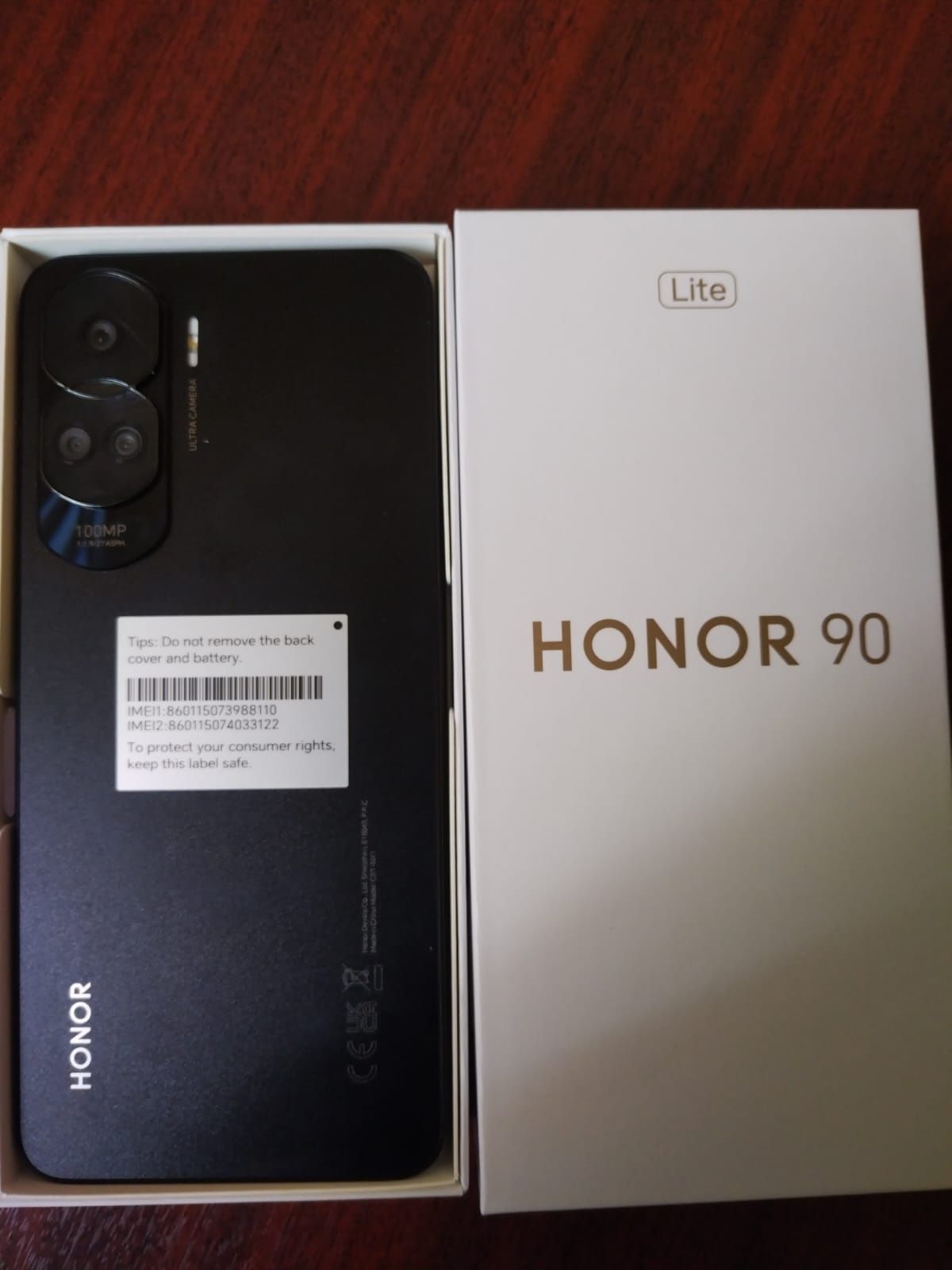 Vând Honor 90 lite