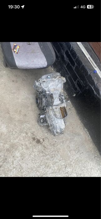 Продам коробку ауди 80 в хорошем состояние