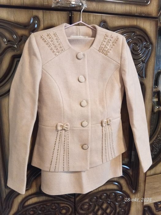 Kofta yubka holati yangi umuman kiyilmagan