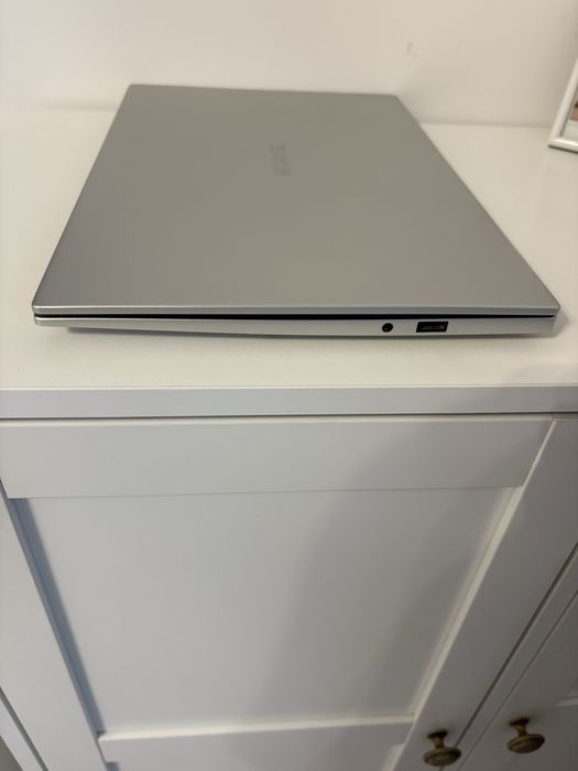 Laptop Huawei MateBook D14 cu Ryzen 5 3500U, 8 GB RAM, SSD 512 GB