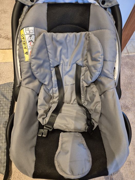 Scoica auto si geanta bebe