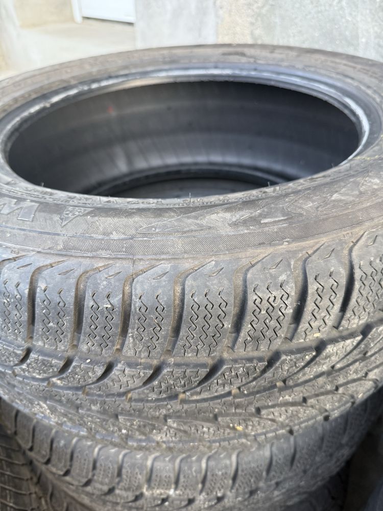 Гуми 255/55 R18