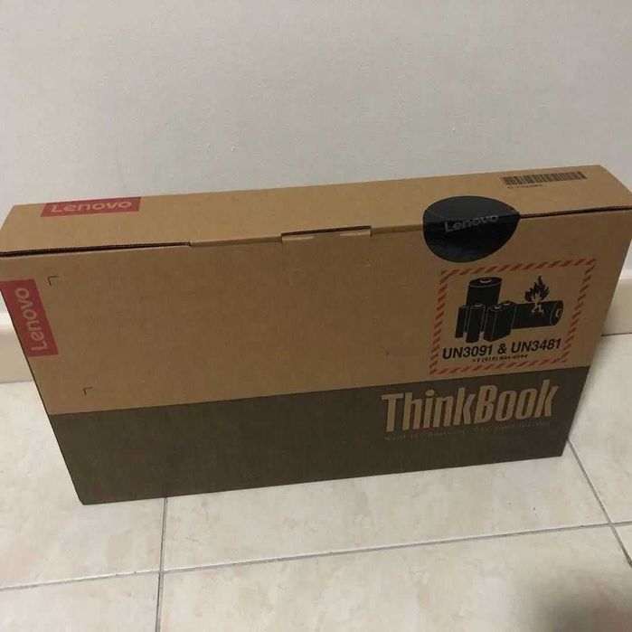 Laptop Lenovo 15.6 FHD Intel i5-1135G7 8GB SSD 512GB Win 10 Pro Nou