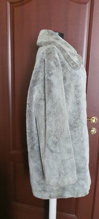 Haina de blana artificiala gri