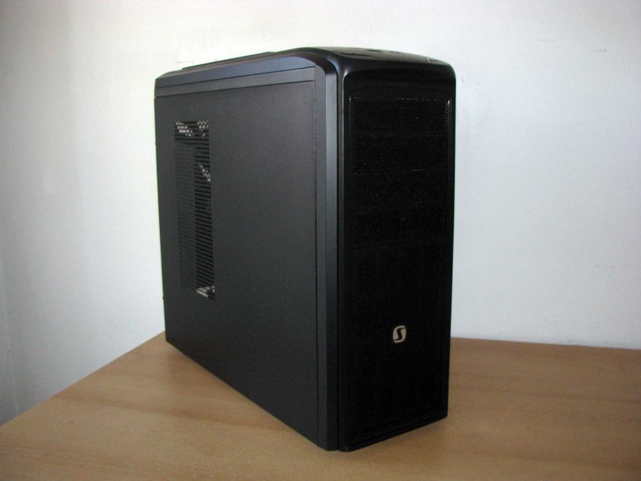 Calculator AMD Ryzen / 16Gb.DDR4 / SSD / Sursa modulara 700w !