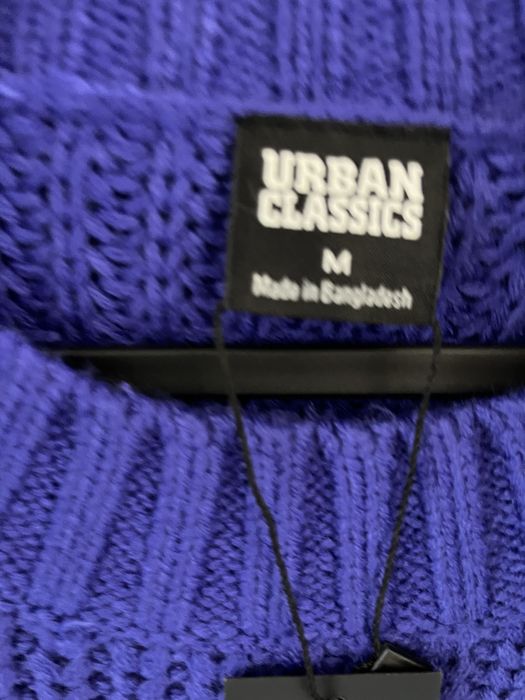 Пуловери,грейка в чермо много лека и удобна, чанта в много хубав цвят