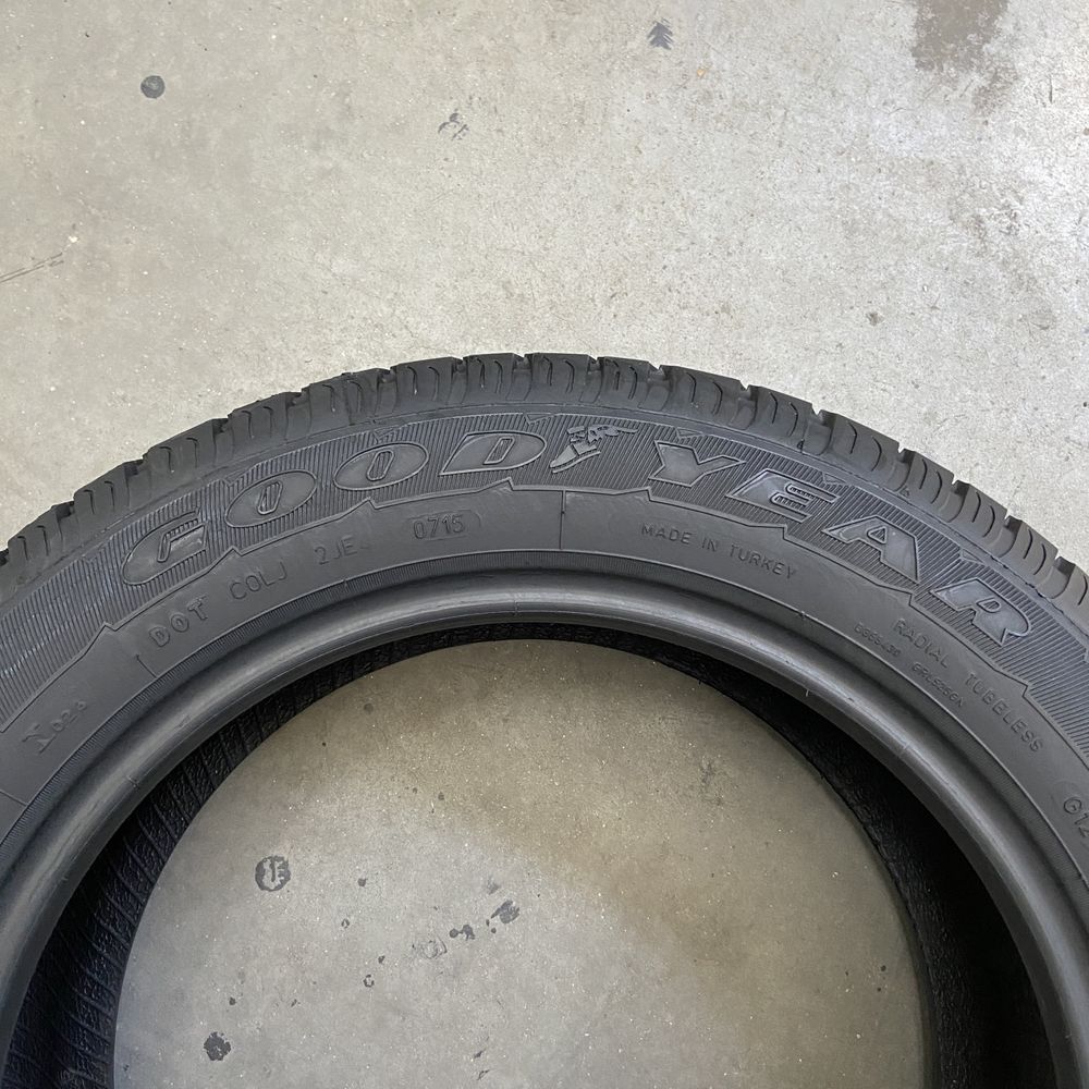 4 Anvelope vara 195 60 16C Goodyear DOT 2015