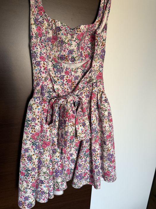 Rochie inflorata