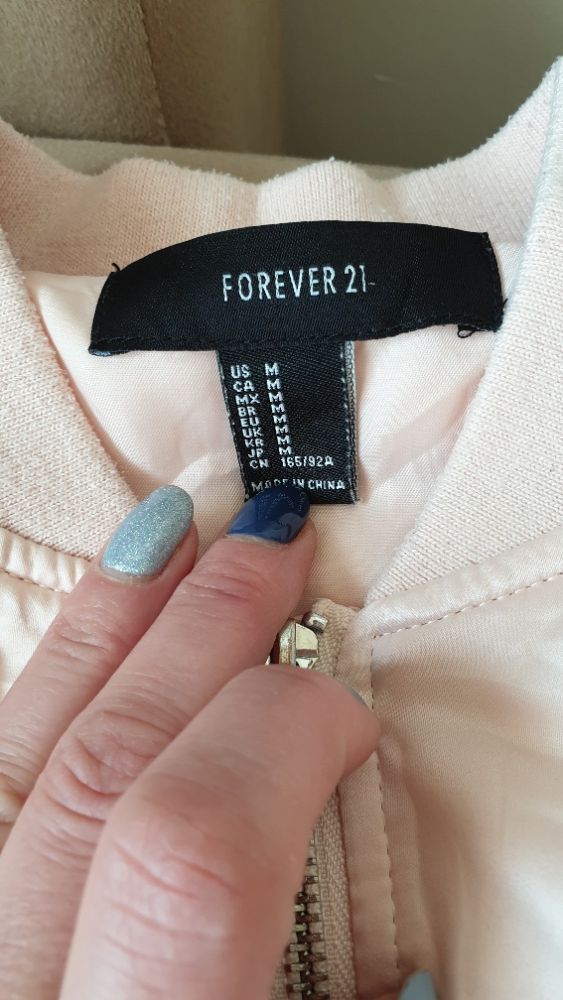 Яке бомбър " Forever 21" пепел от рози