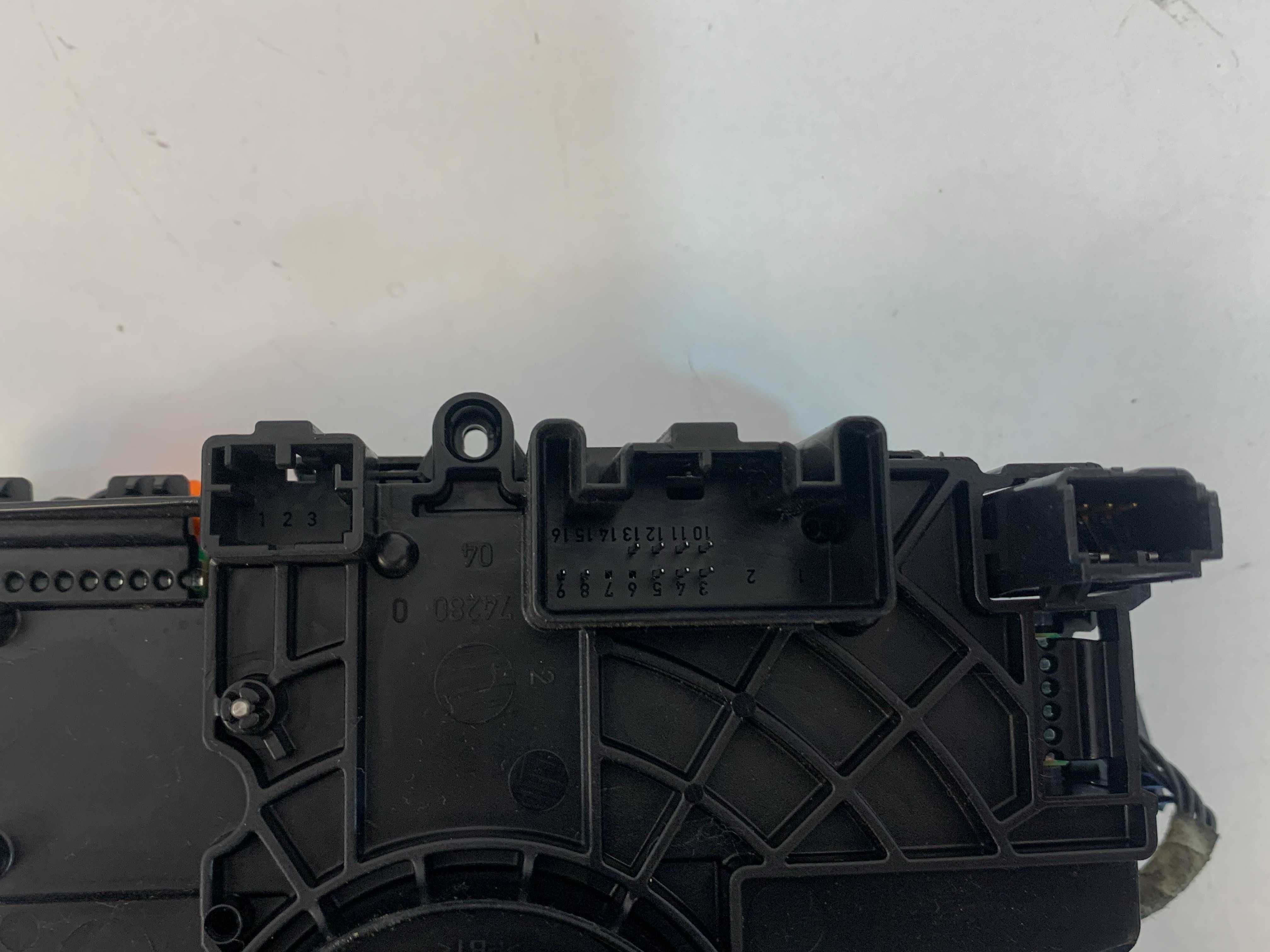 Лентов кабел Audi A4 B8 A5 8F Q5 (08-12)г. 8K0953568F