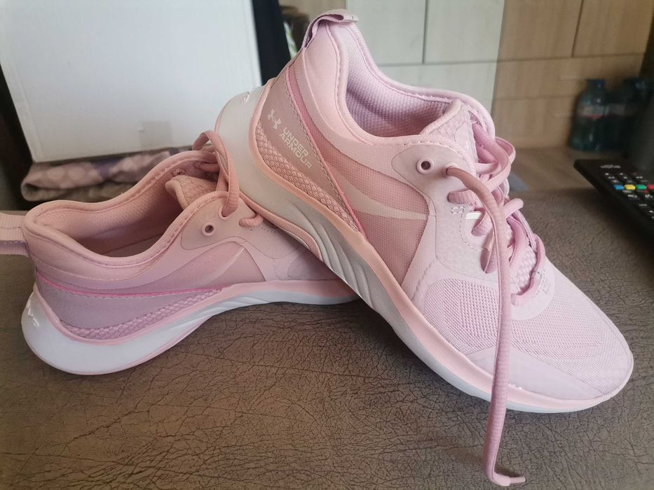 Оригинални маратонки Under armour hovr