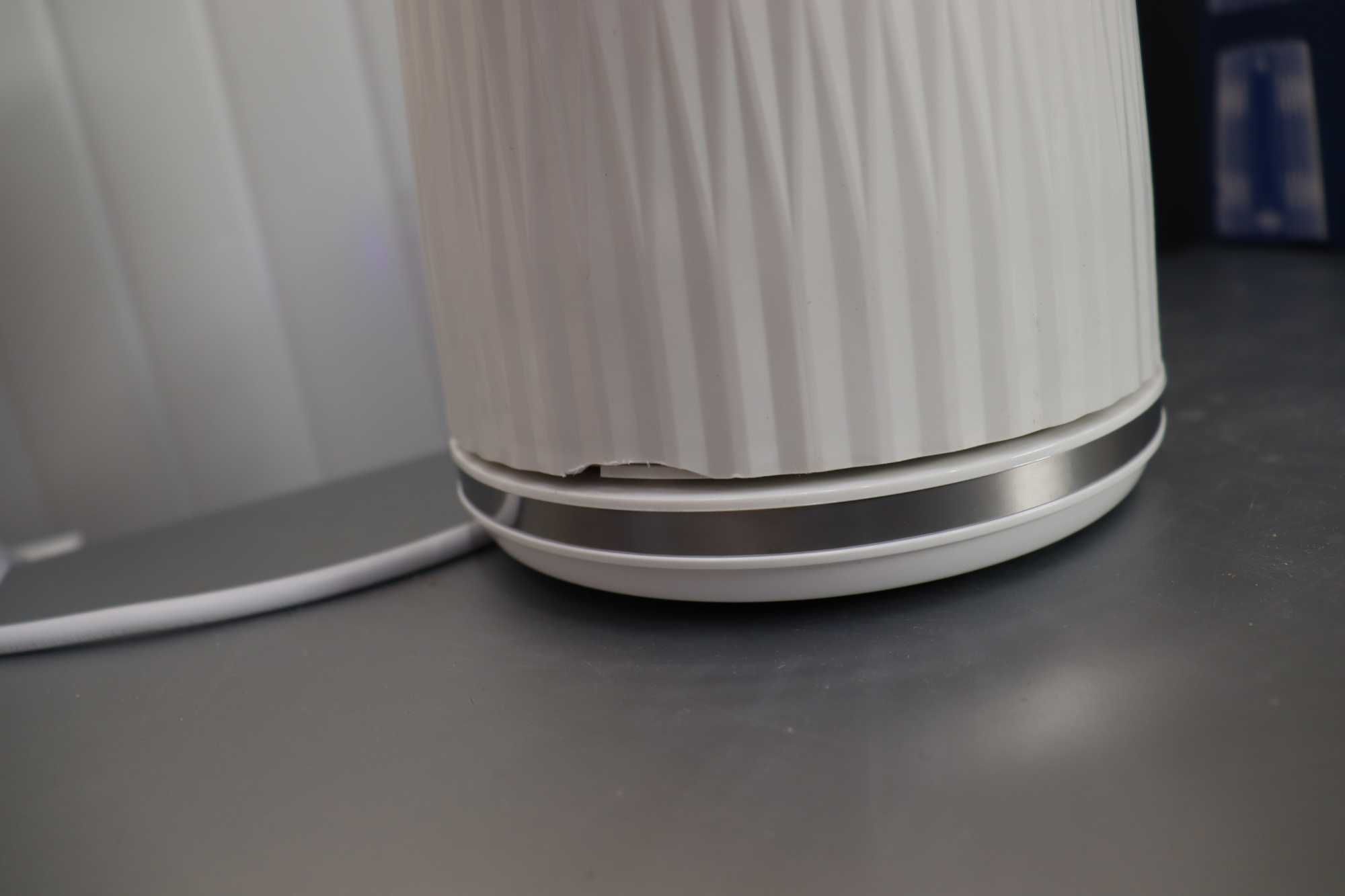 Кана Russell Hobbs Eden1.7L, осветен превключвател, Лек ДЕФЕКТ