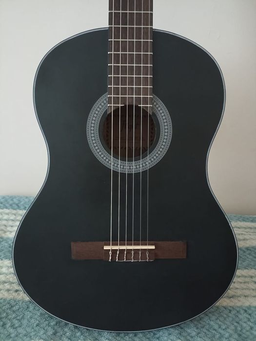 Классическая гитара новая!