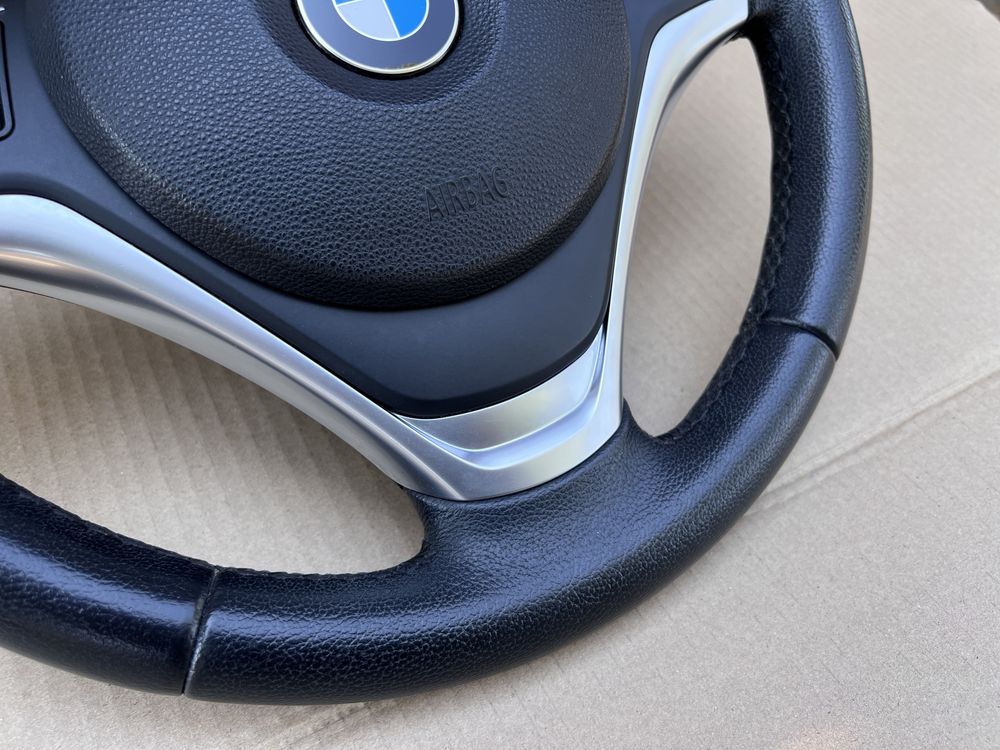 Bmw e90,e91,e87,X1 Exclusive волан в перфектно състояние.