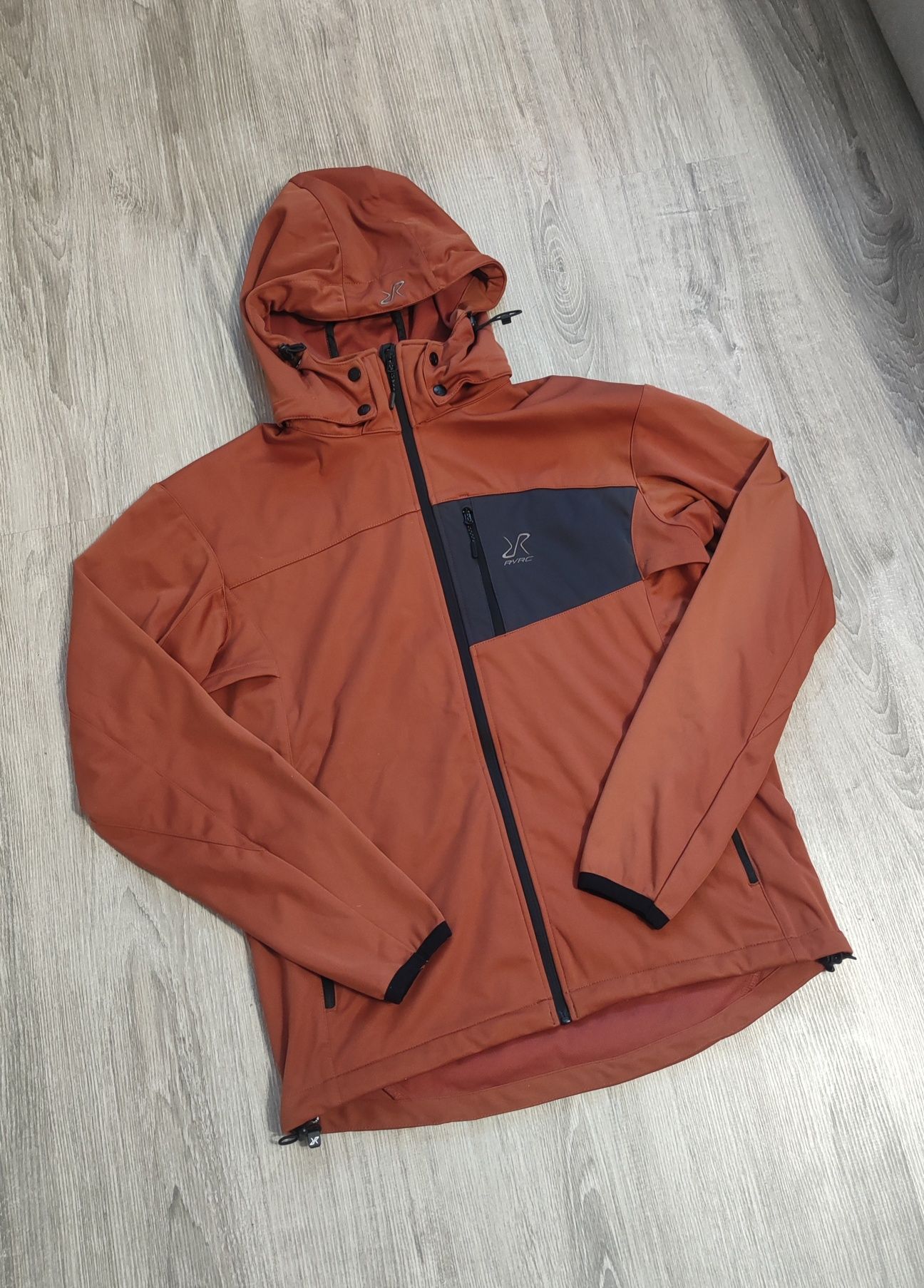 Revolution Race Hybrid Jacket 2.0 Men – XL size