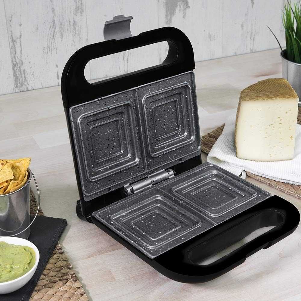 Сандвич грил Cecotec Rock'n Toast, покритие RockStone, 750W, ПРОМОЦИЯ!