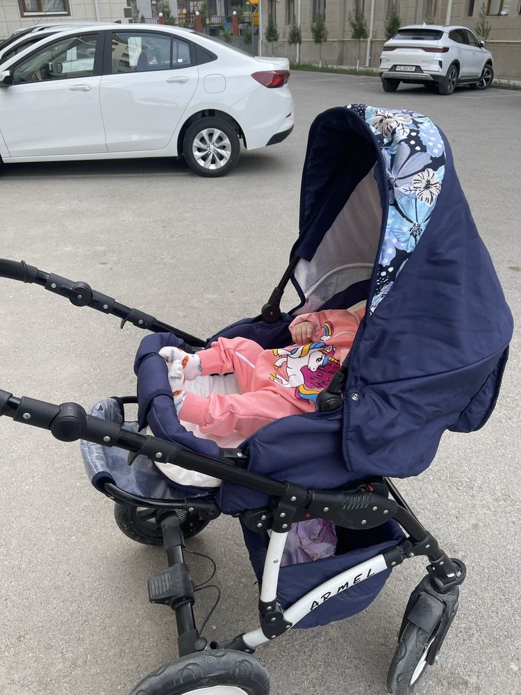 Коляска  срочно сотилади