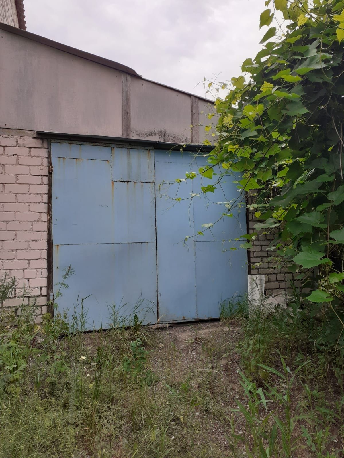 Продается дача с двухэтажным домом на Меловых горках