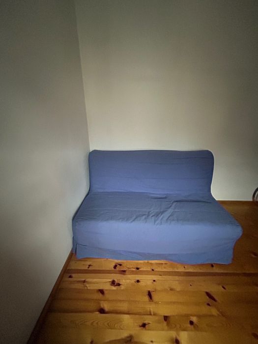 Двойка разтегателен диван от икеа