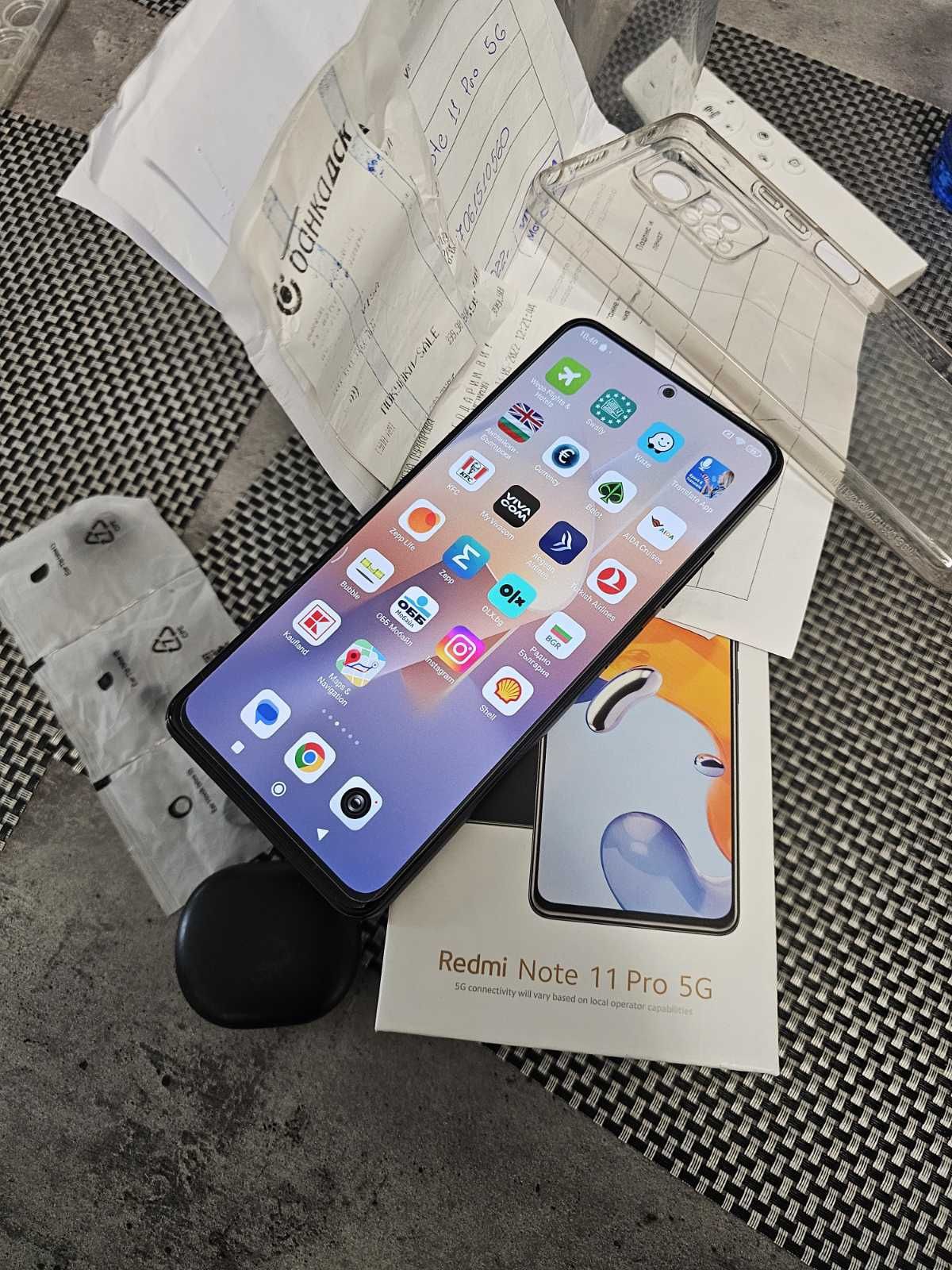 Xiaomi Redmi note 11 pro 5G+слушалки.