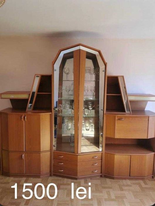 Mobila second hand de vânzare în stare bună .