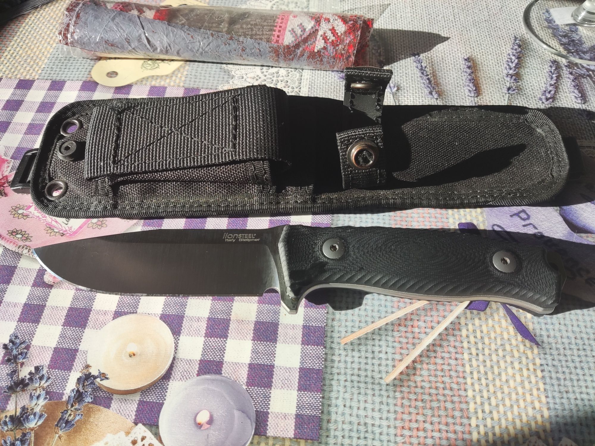 Cuțit Lionsteel M5