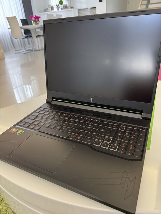 Laptop acer nitro v16 ( + cooler gratis + garantie laptop 2026 )