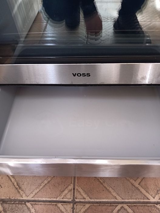 Иноксова свободно стояща печка скерамичен плот VOSS  2 години гаранция