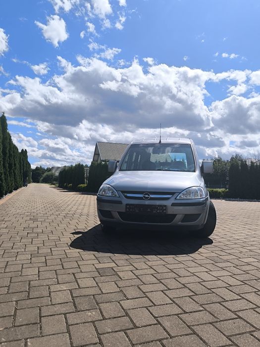 Opel Combo 2009 aer condiționat