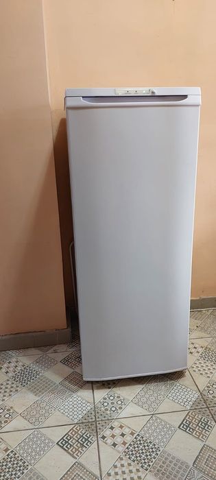 Продам  морозильную камеру