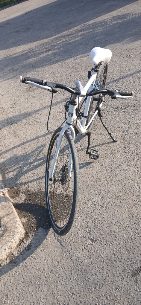Veloseped sotiladi
