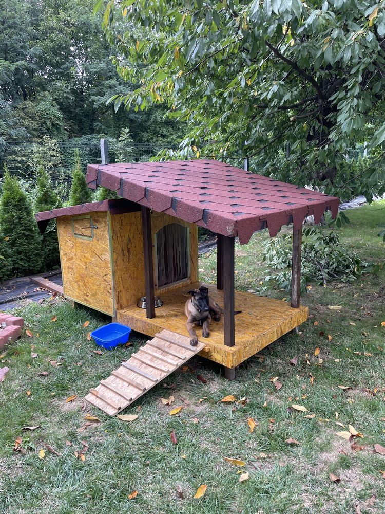 Къщичка за куче- използвана  само 4 месеца