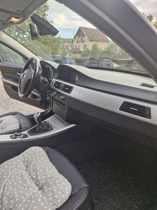 Vând BMW Seria 3