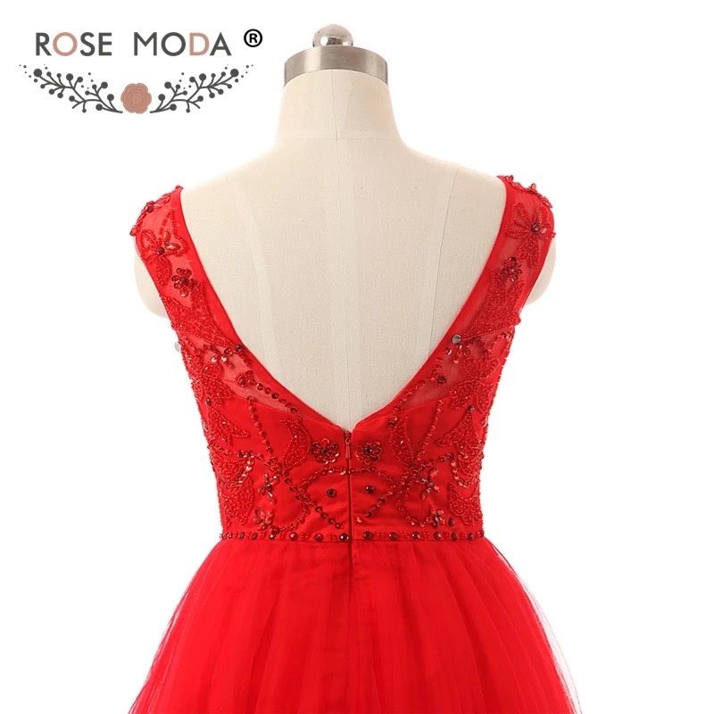 Vând rochie roșie de ocazie, mărimea S-M