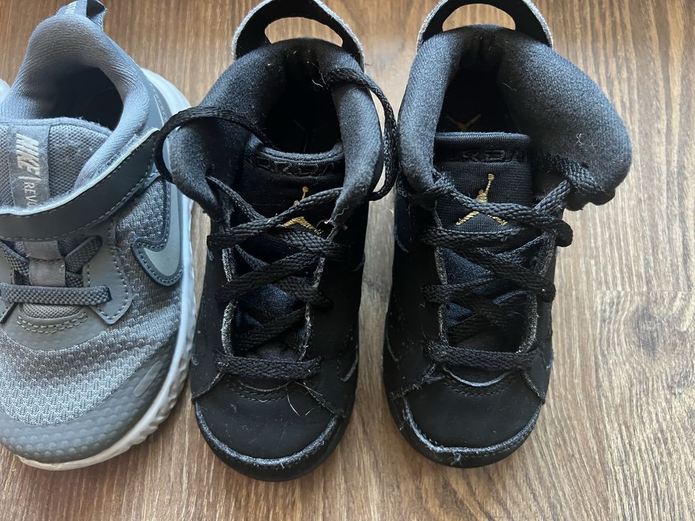 Маратонки Nike Jordan adidas