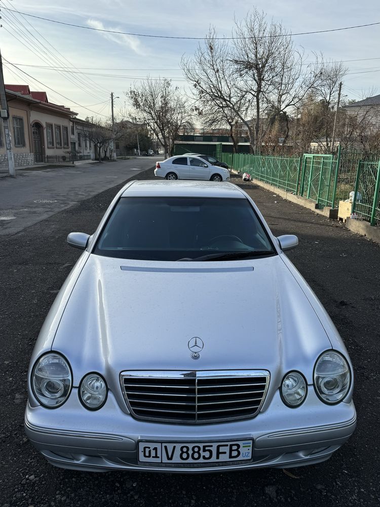 Мерседес бенс W210