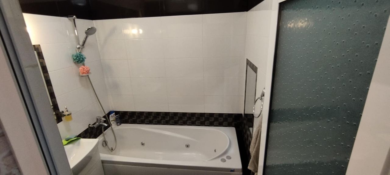 Дава се под наем Двустаен апартамент в София, Дианабад - 70 кв.м за 510 € - Снимка #20