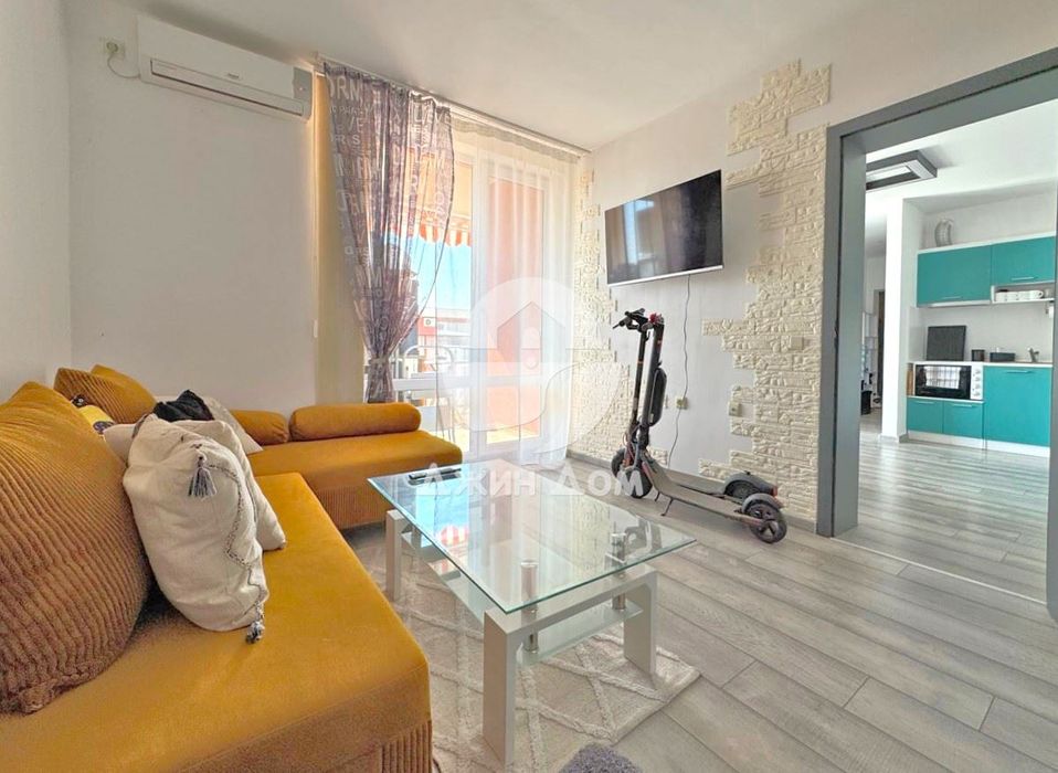 Продава се Двустаен апартамент в к.к. Слънчев бряг - 57 кв.м за 1290 €/кв.м - Снимка #1