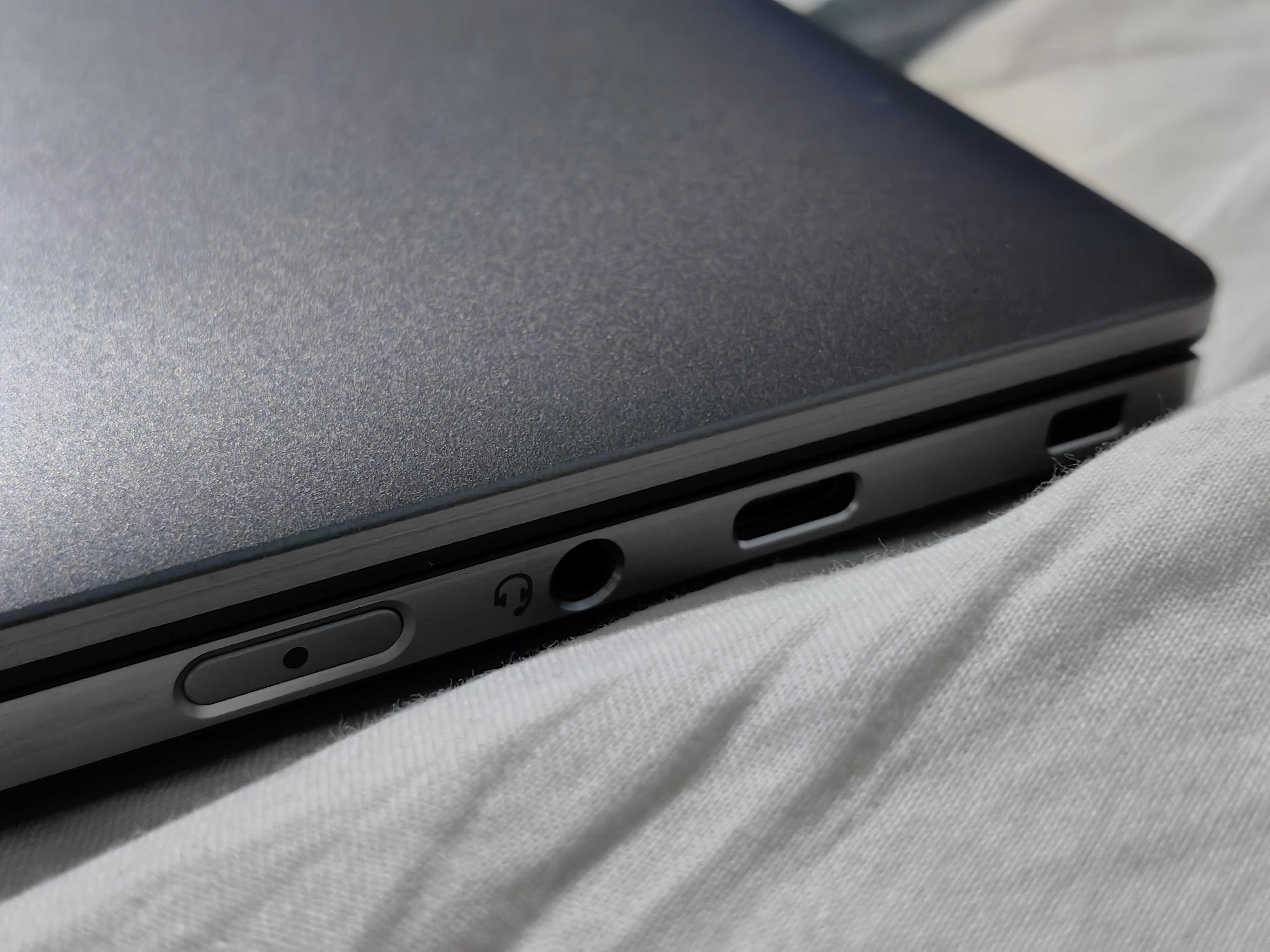 Thinkpad Z16 Gen2 Метално шаси 16' Ryzen 7 7840HS