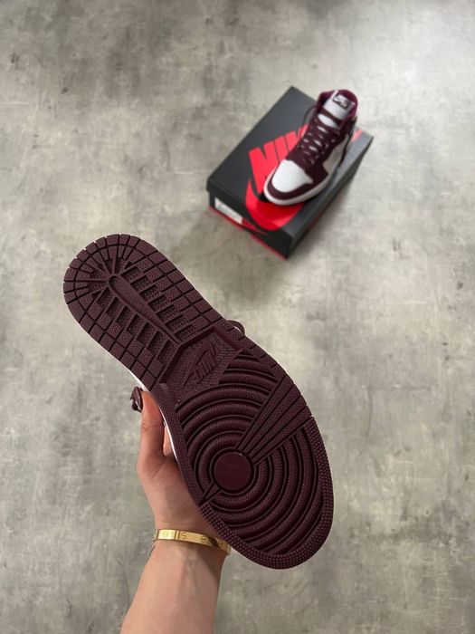 Air Jordan 1 High OG “Bordeaux”