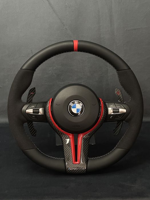 Volan custom BMW M Performance carbon/alcantara