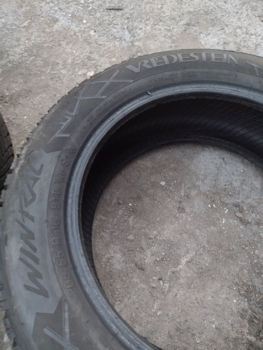 Перфектни 4бр.205/55/16 дот2022г.